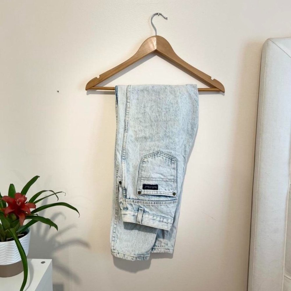 Vintage High-Waisted Jeans